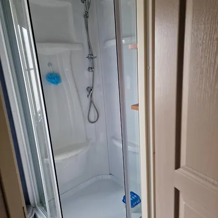 Stacaravan 104 Met 4 Slaapplaatsen * 브레데네