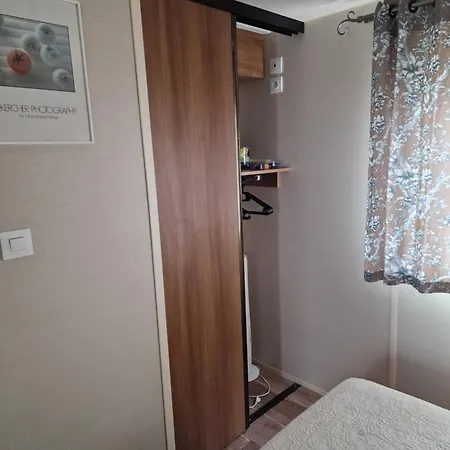 Stacaravan 104 Met 4 Slaapplaatsen Campsite *
