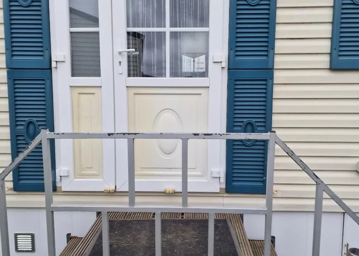 Stacaravan 104 Met 4 Slaapplaatsen